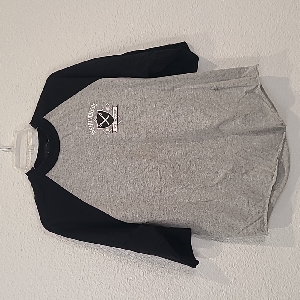 The hundreds 3/4 sleeve ringer tshirt large